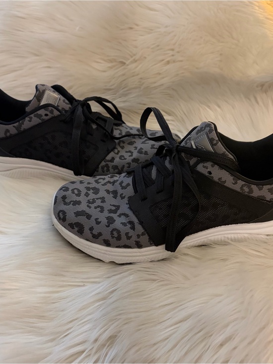 Avia Shoes - Avia Women's Gray and Black Leopard Print Athletic Sneakers